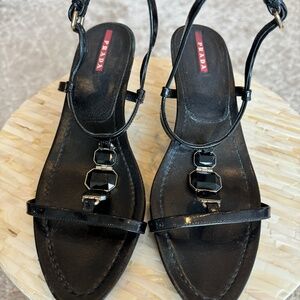 AUTHENTIC PRADA kitten heel w/Leather Crystal Embellishments T-Strap Sandals